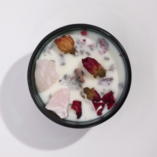 Świeca dekoracyjna Hop Hare - Róża & Kwarc różowy