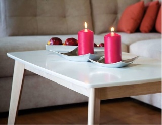 Świece pieńkowe w kolorze czerwonym