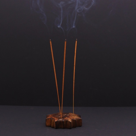 Wodnik - podstawka na kadzidełka z grawerem znaku zodiaku