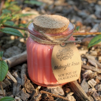 Świeczka sojowa o zapachu różanym