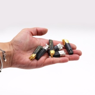 Zawieszka Turmalinowa Tarcza